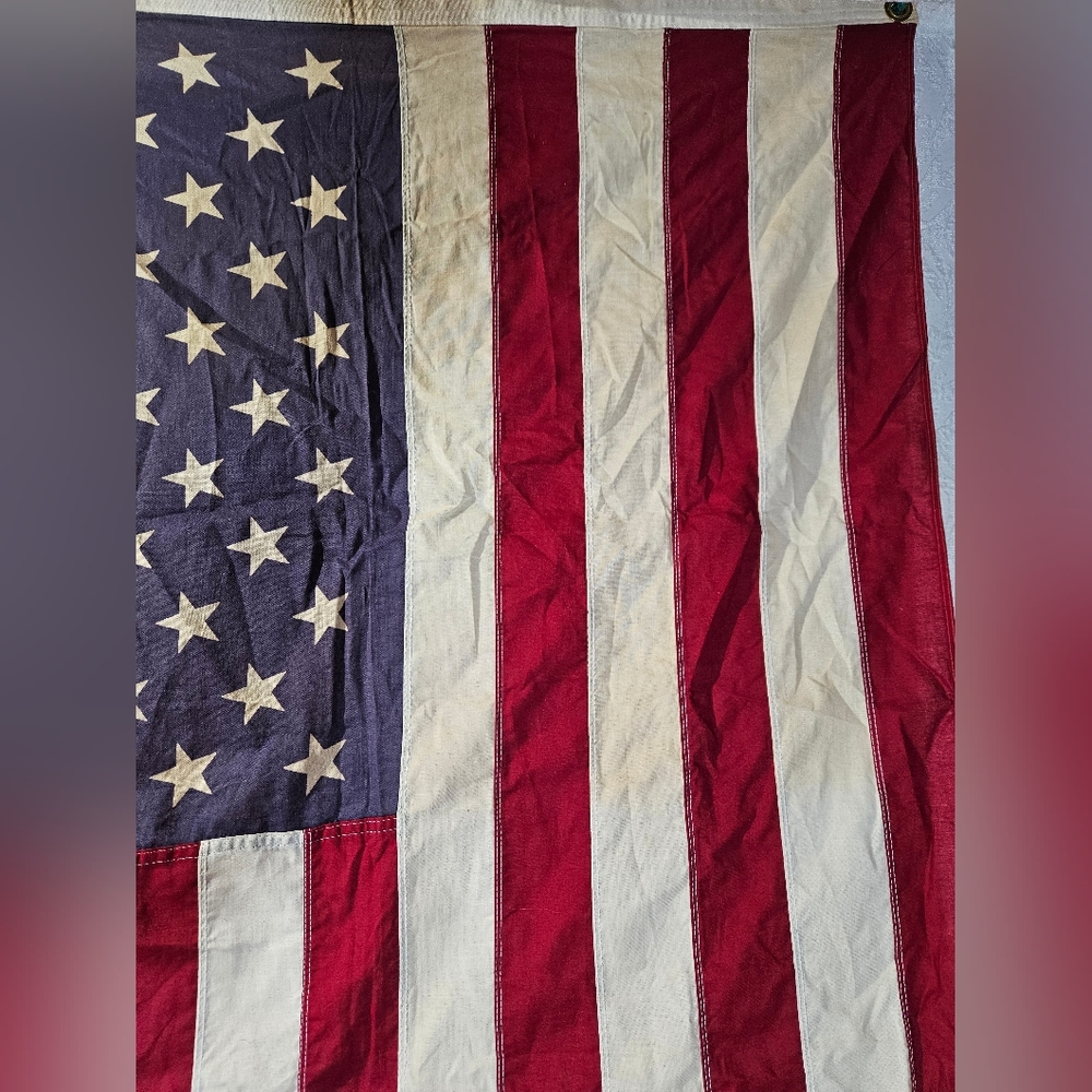Patriotic American Flag Tapestry - Picture 4 of 12
